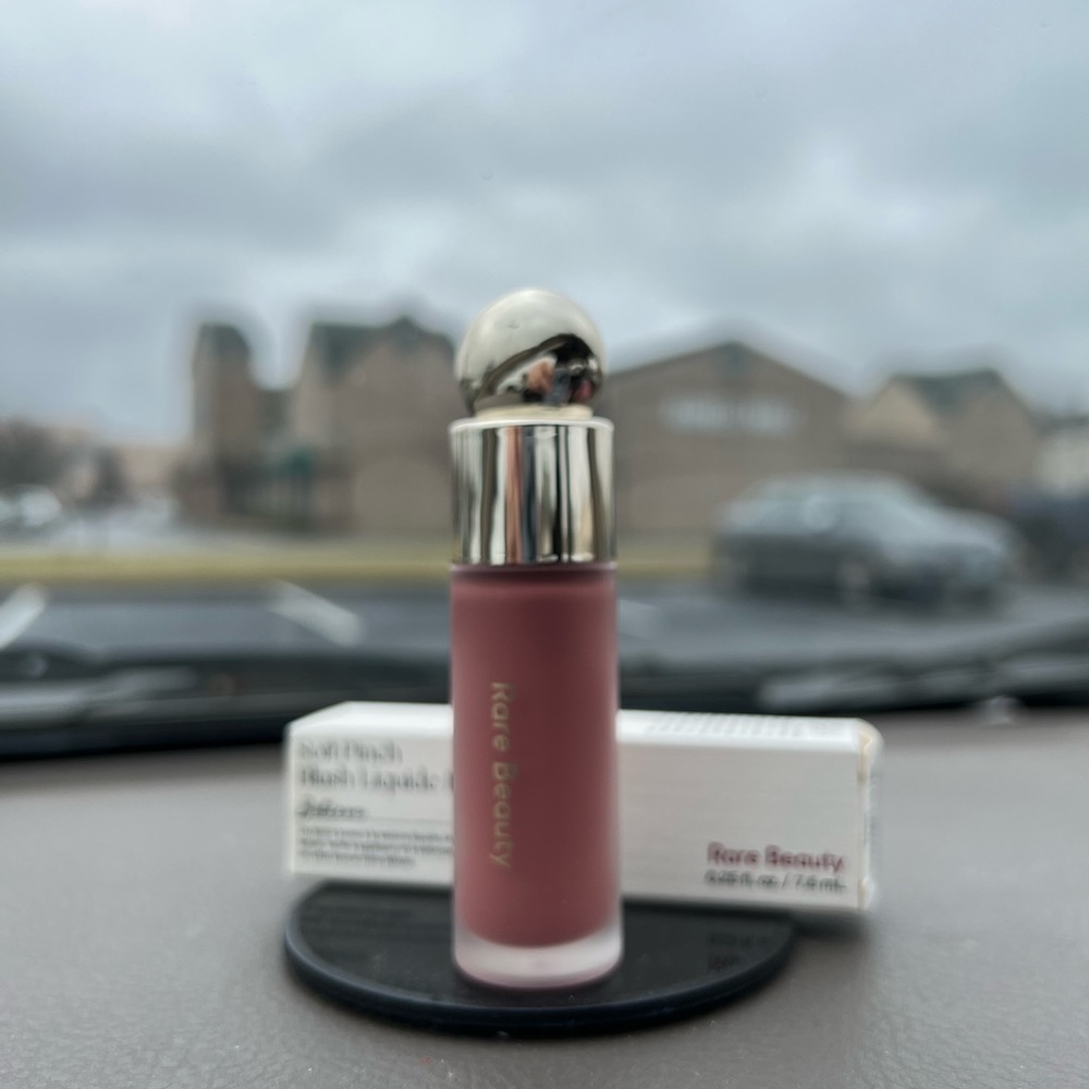 💋HP💋Rare Beauty - Believe Soft Pinch Liquid Blush - Picture 14 of 16